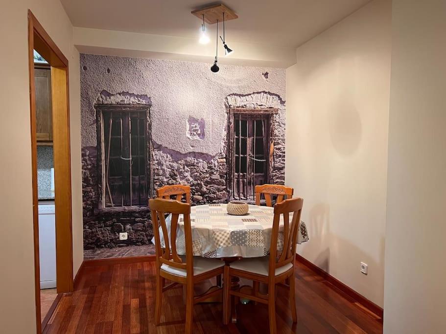 Cal Mestre - L'Amfitriona Rialp Exterior photo